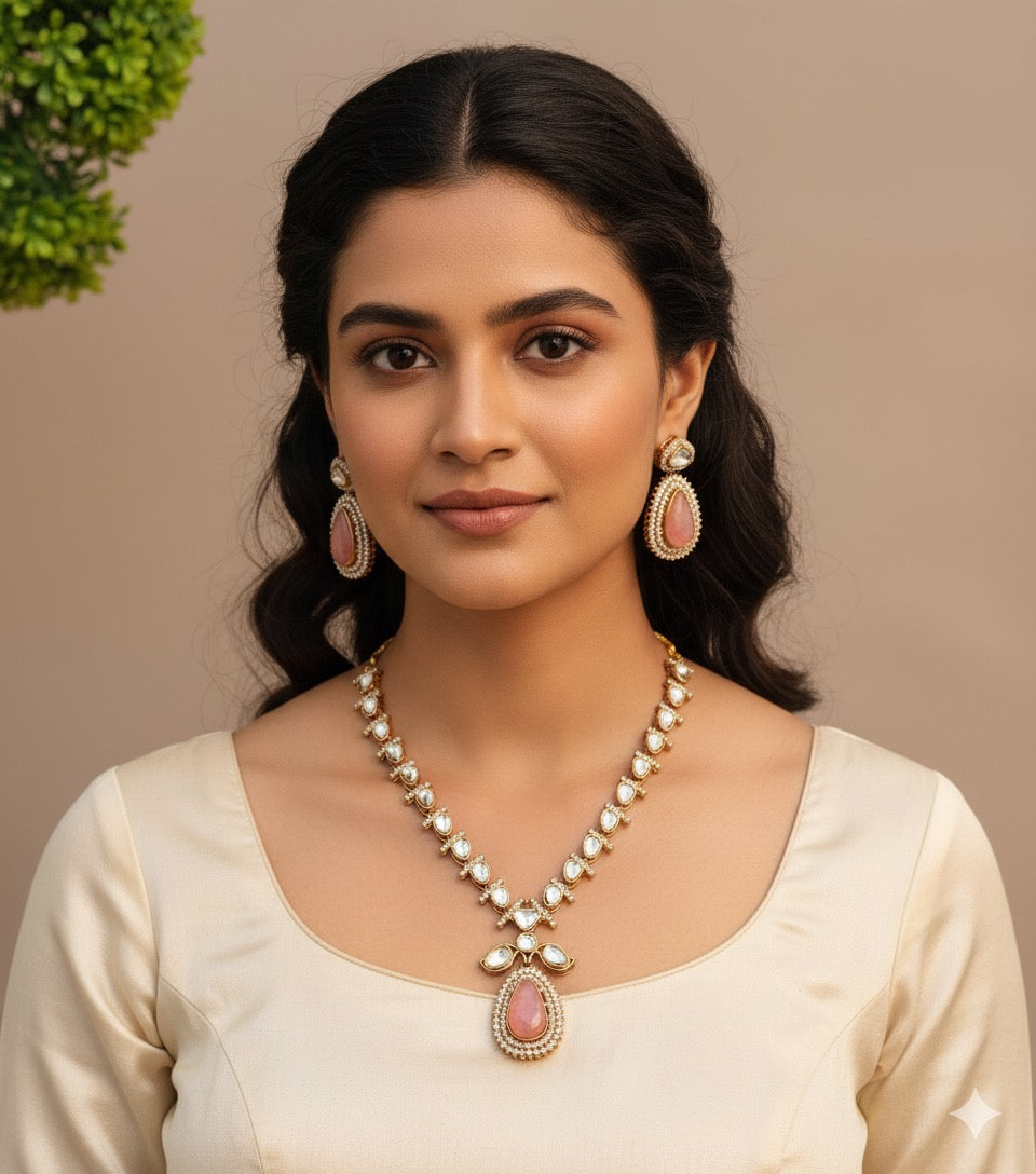 Prajakta Long Uncut Necklace Set