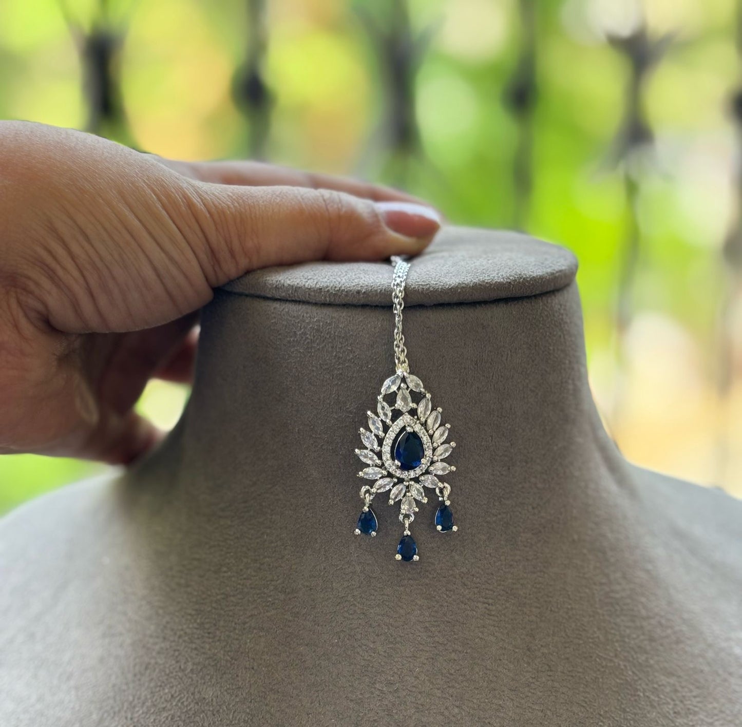 Sukirti AD Necklace Set