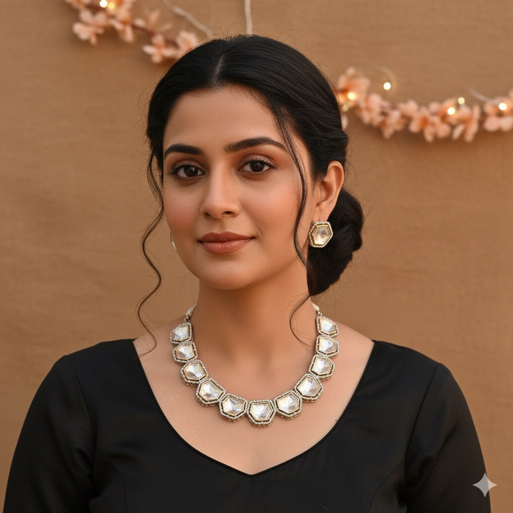 Gulika Uncut Kundan Set