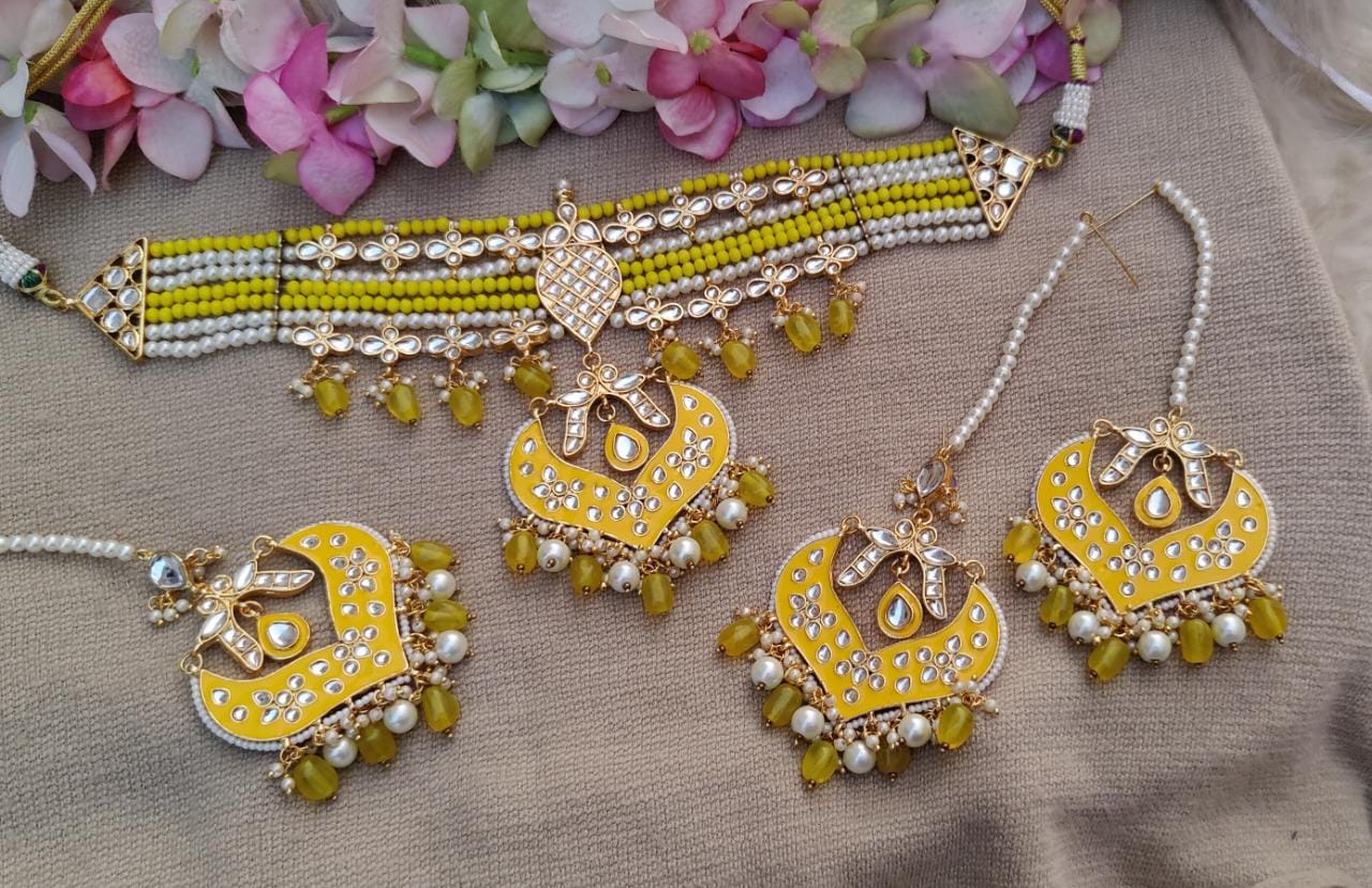 Kruti Kundan Choker