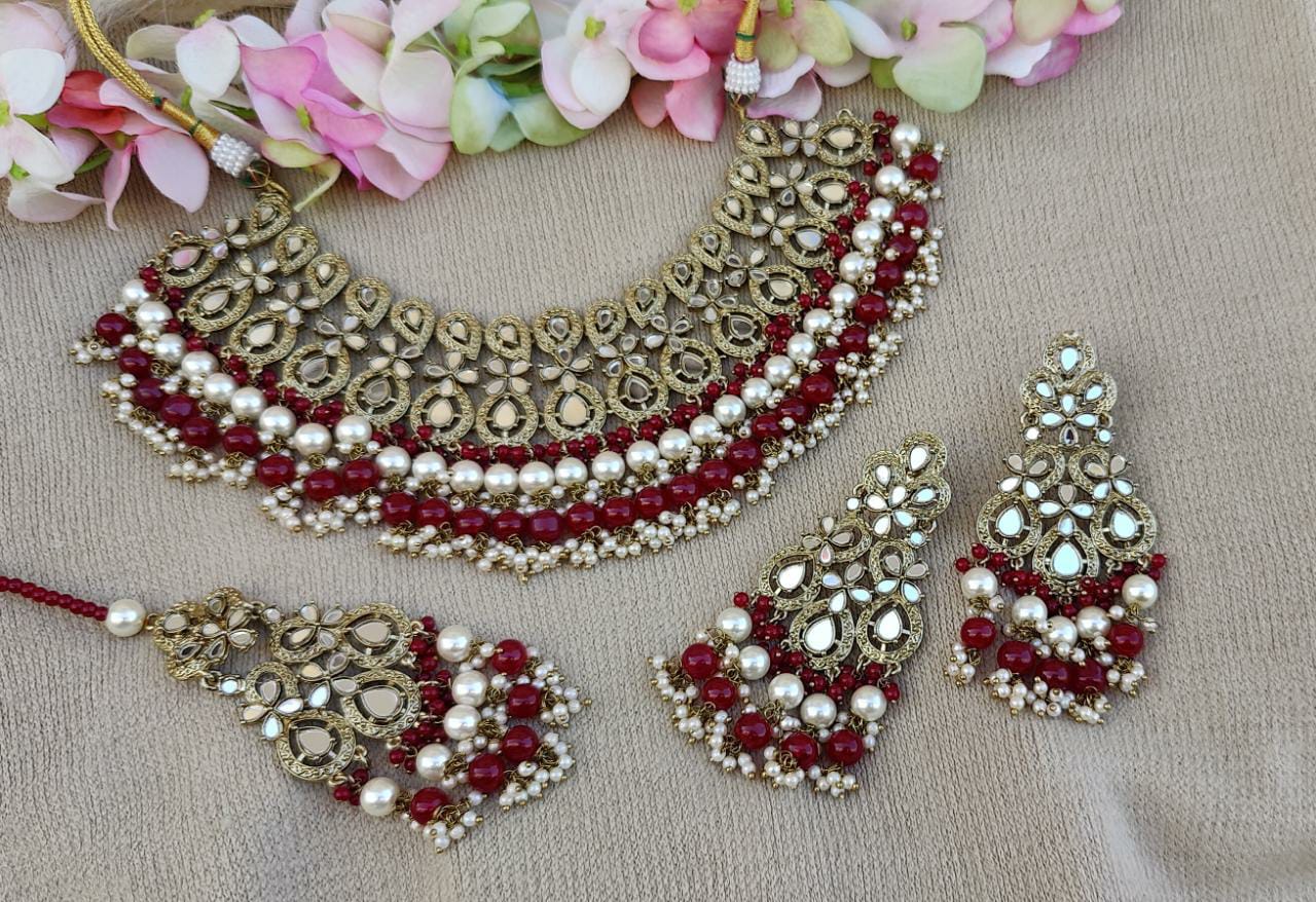 Jyotsna Mirror Necklace