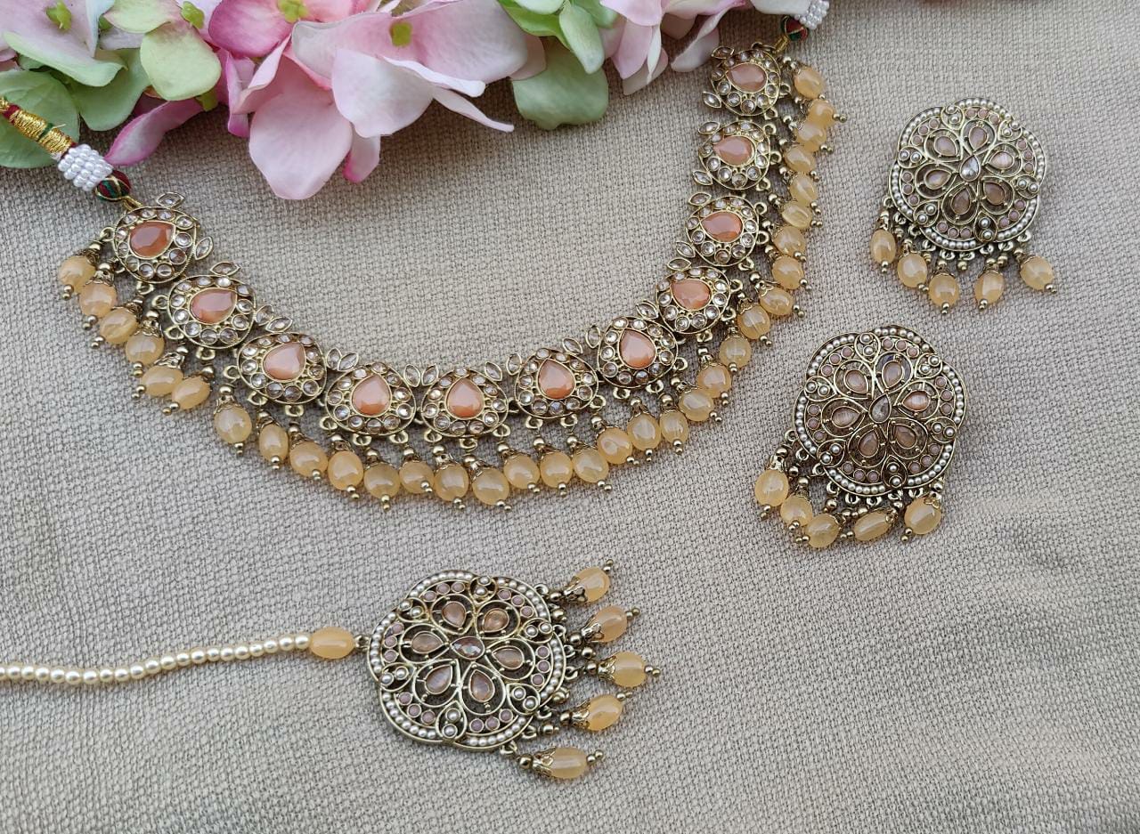 Rasika Polki Necklace Set