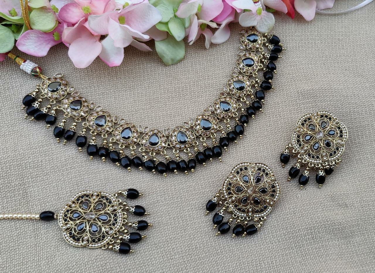 Rasika Polki Necklace Set