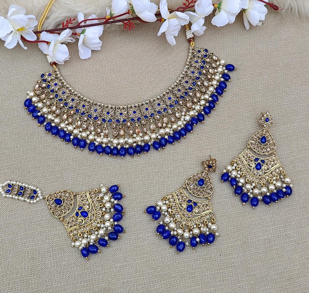 Anveya Polki Necklace Set