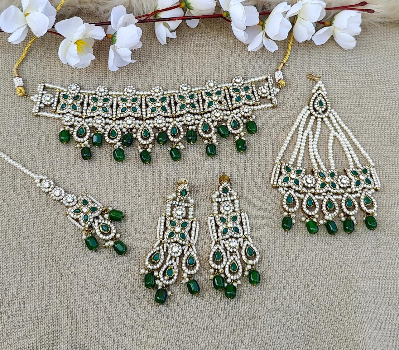 Safiya Jhumar Choker Set