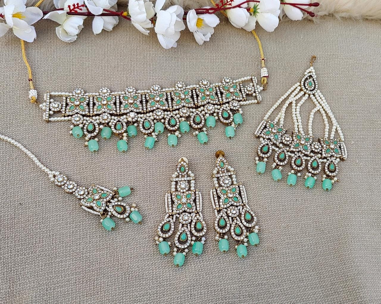 Safiya Jhumar Choker Set