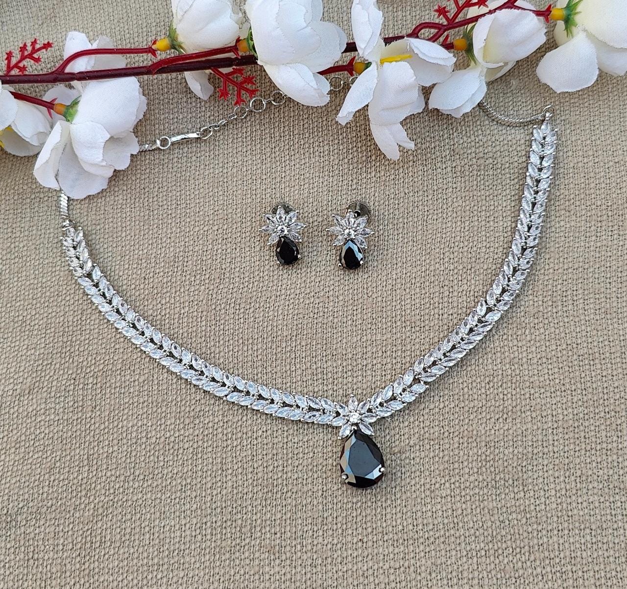 Idhika AD/CZ Necklace (Silver)