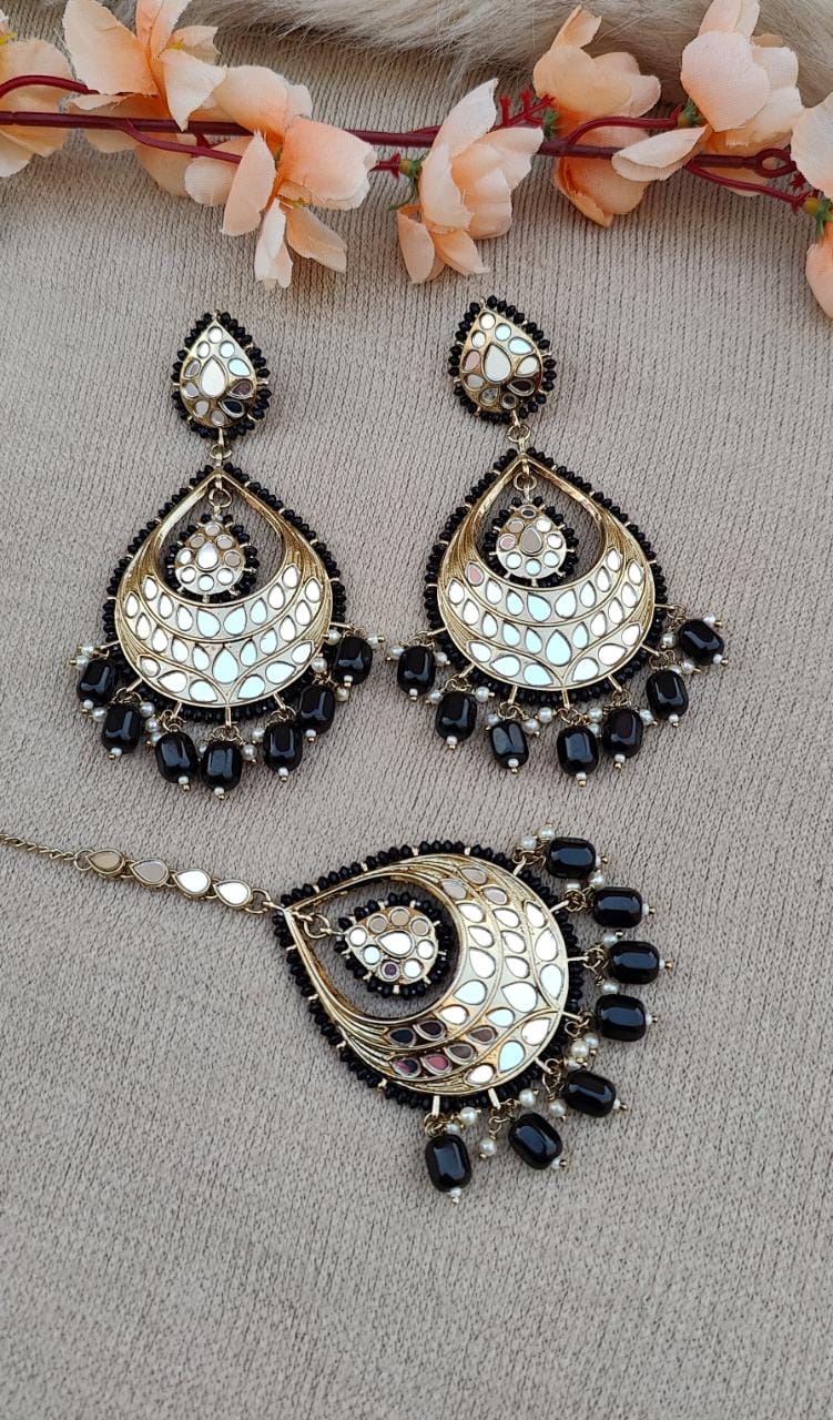 Anvitha Mirror Earrings Tikka