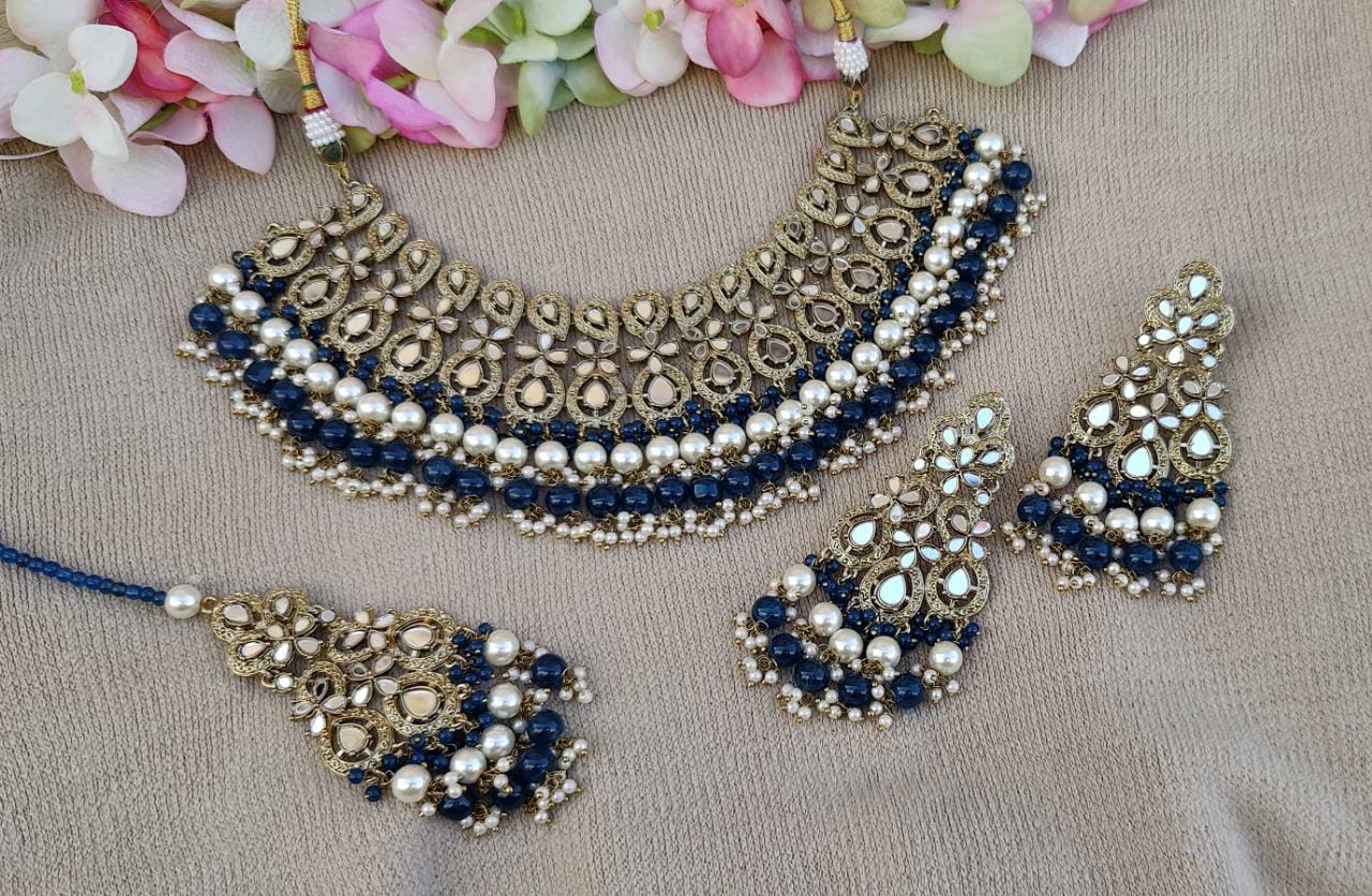 Jyotsna Mirror Necklace