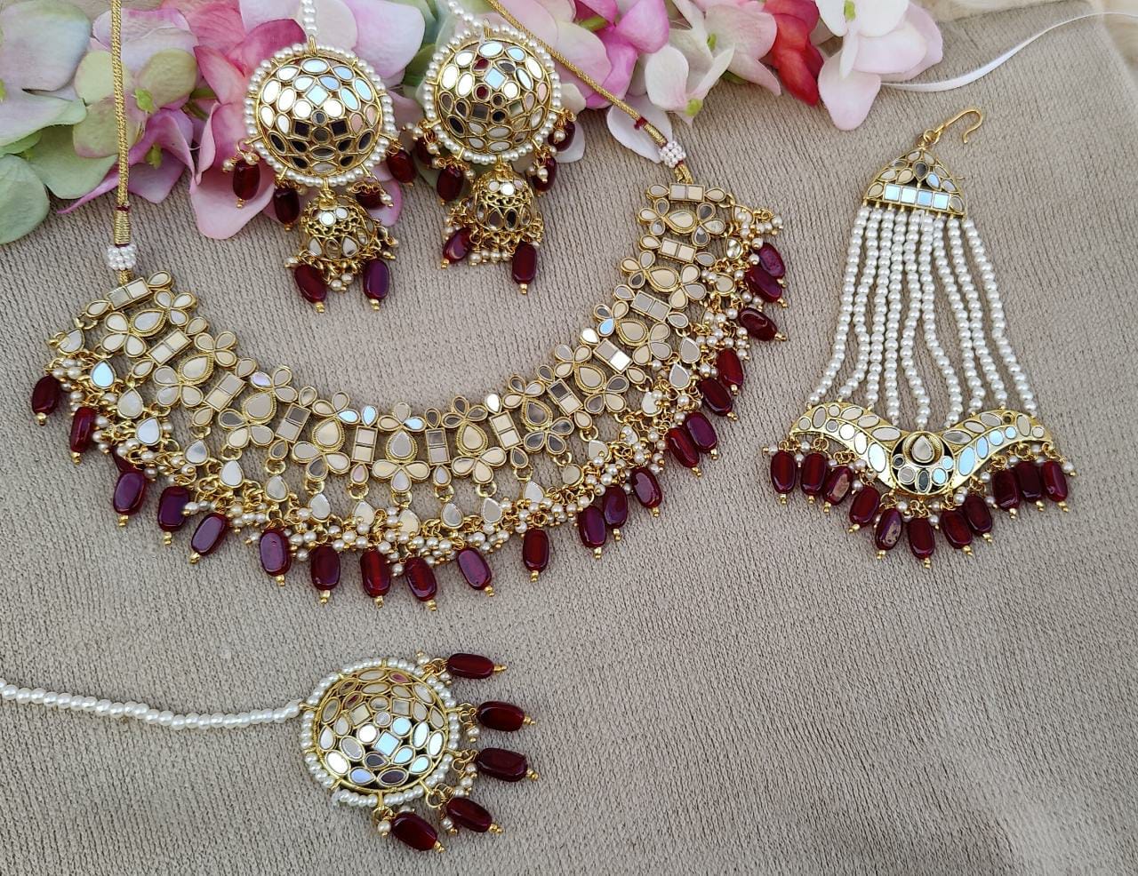 Ikra Mirror Necklace Set