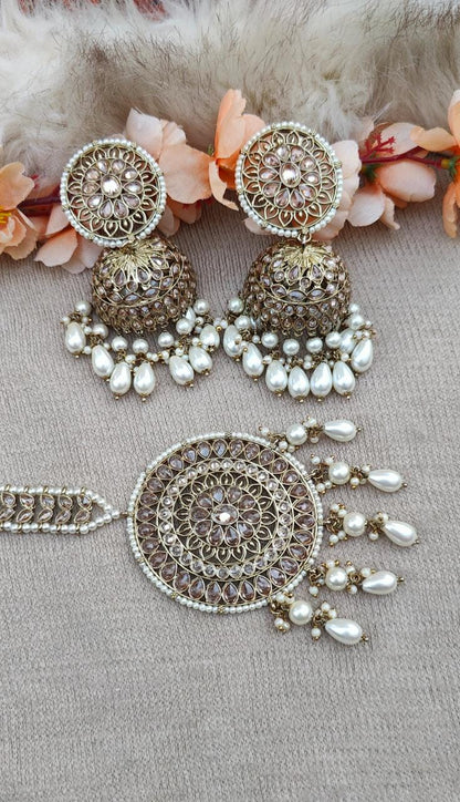 Arpita Oversized Polki Jhumkis Tikka