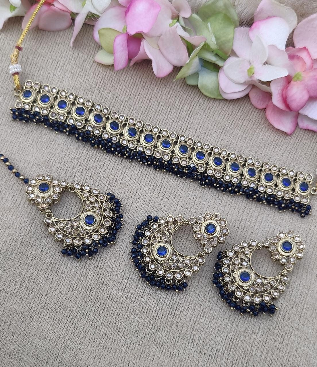 Himanshi Polki Choker