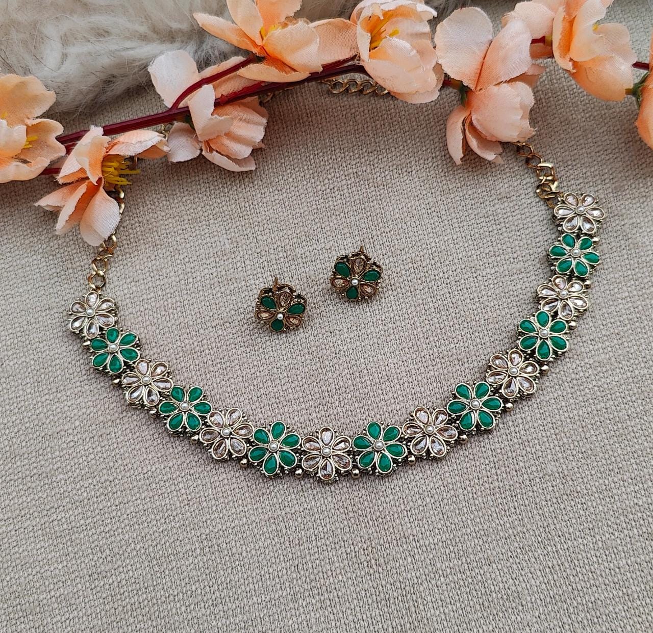 Nisha Floral Polki Necklace