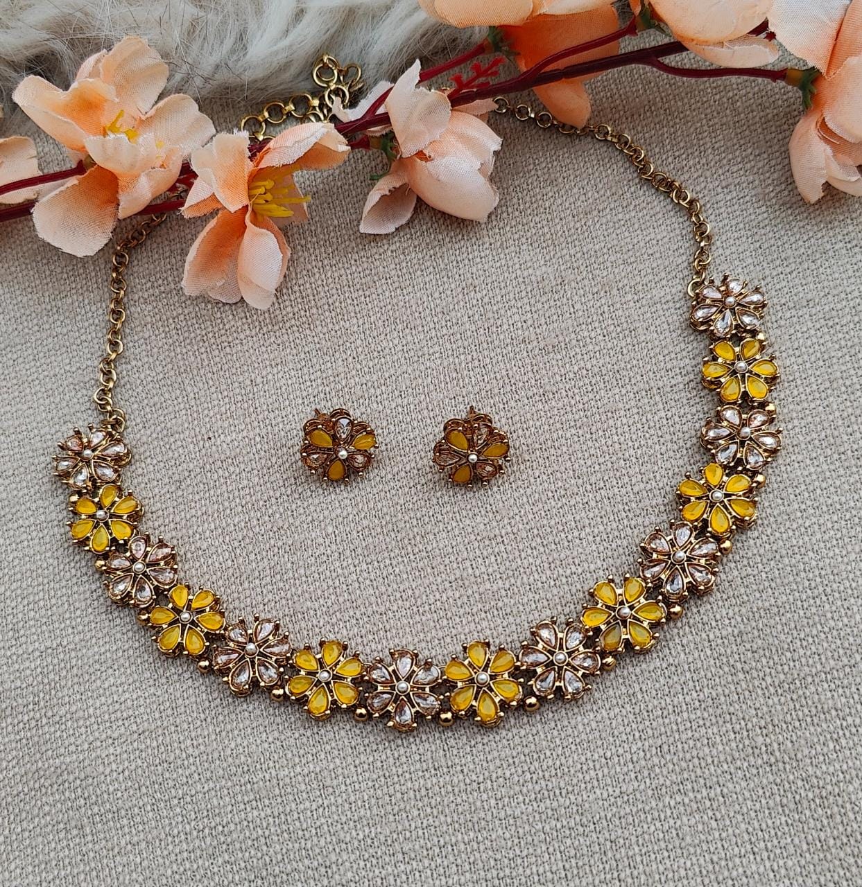 Nisha Floral Polki Necklace