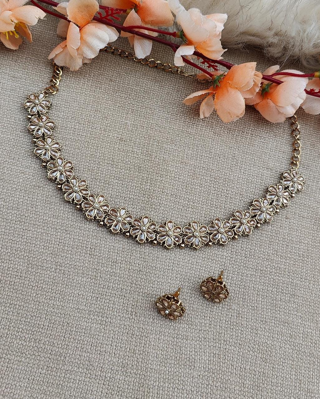 Nisha Floral Polki Necklace