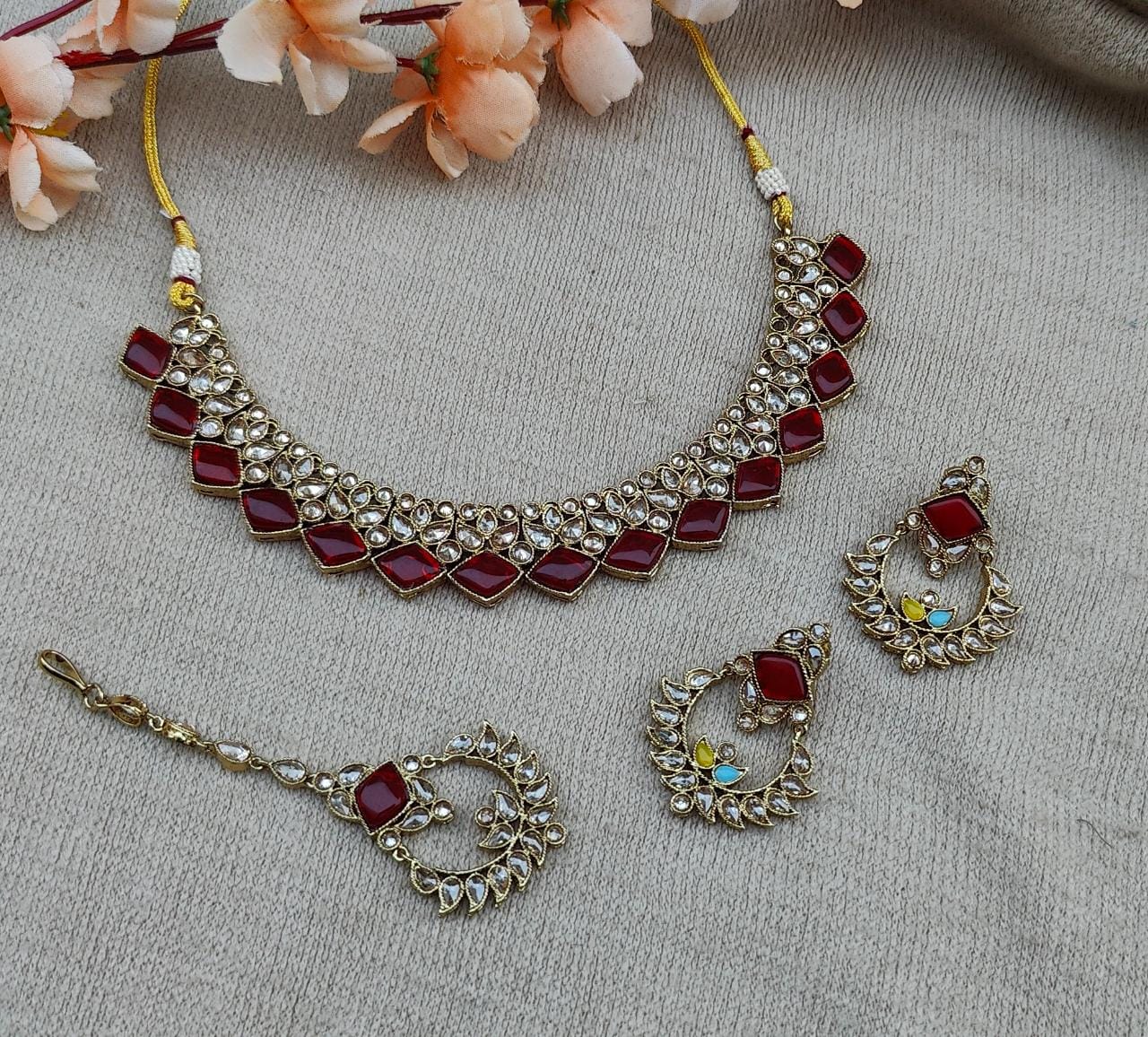 Aneesa Polki Necklace