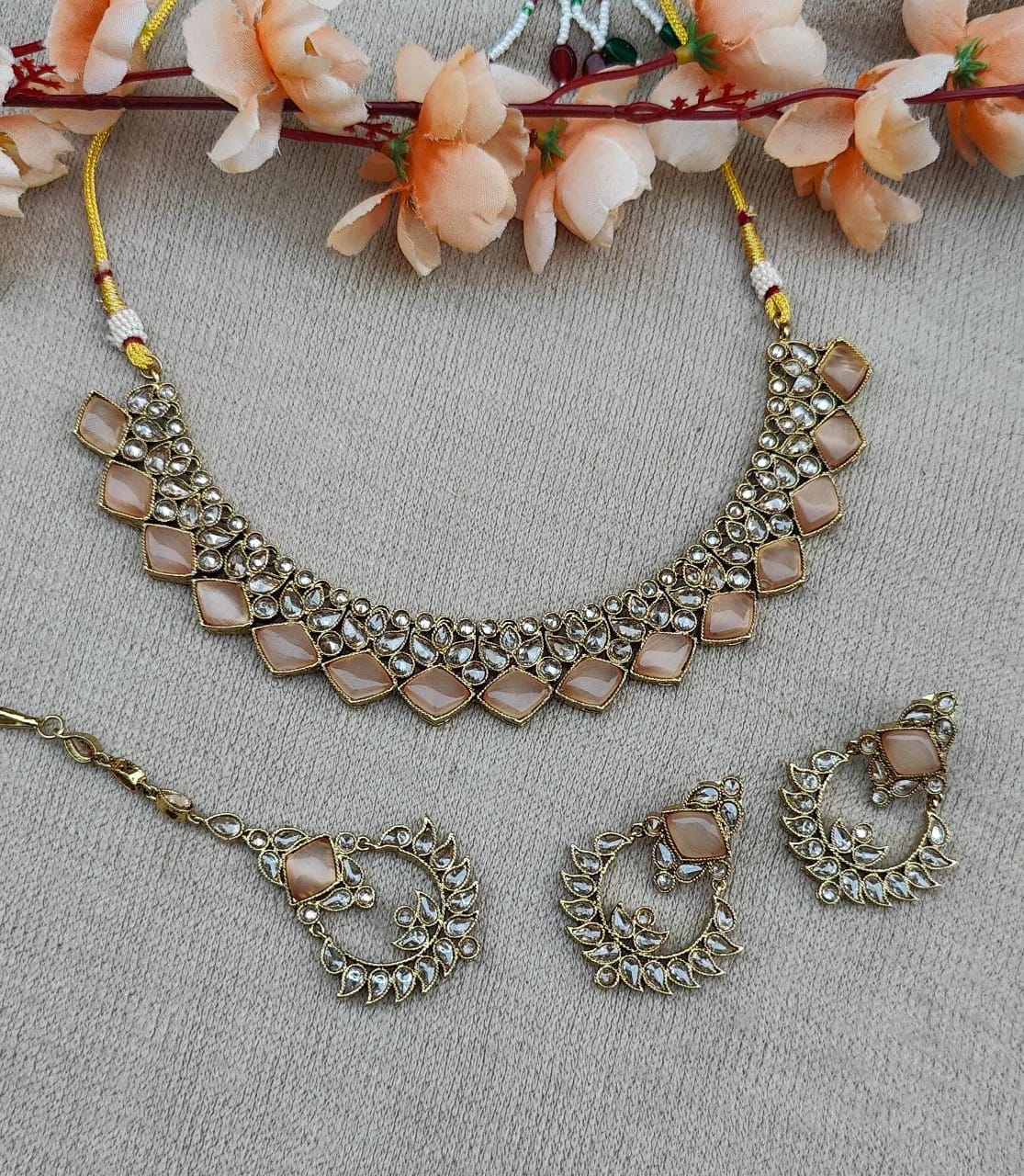 Aneesa Polki Necklace