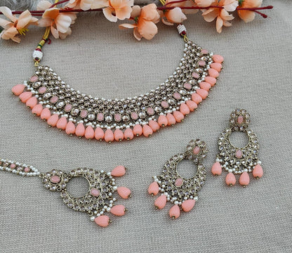 Amyra Polki Necklace Set