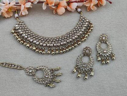 Amyra Polki Necklace Set