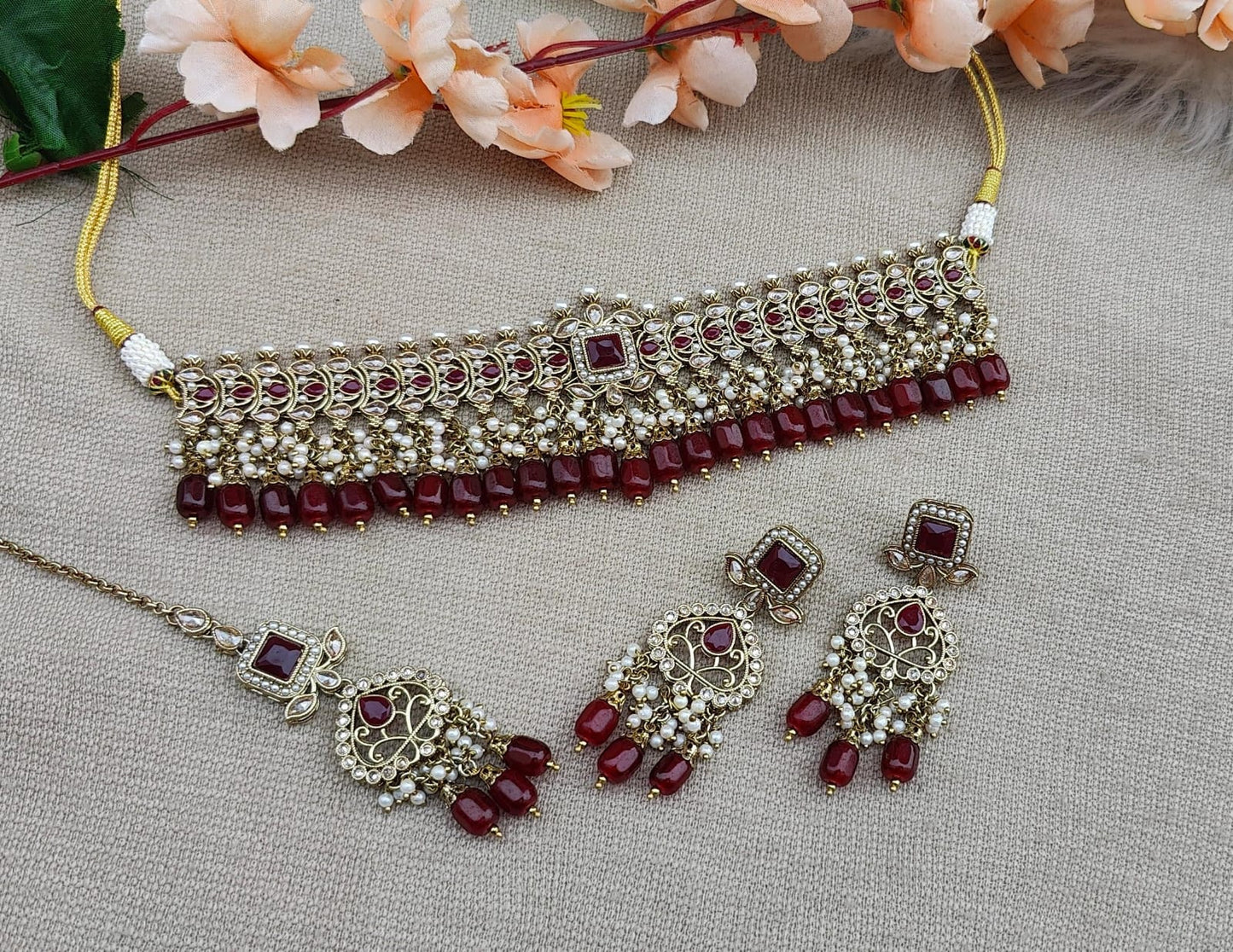 Shruti Polki Choker Set