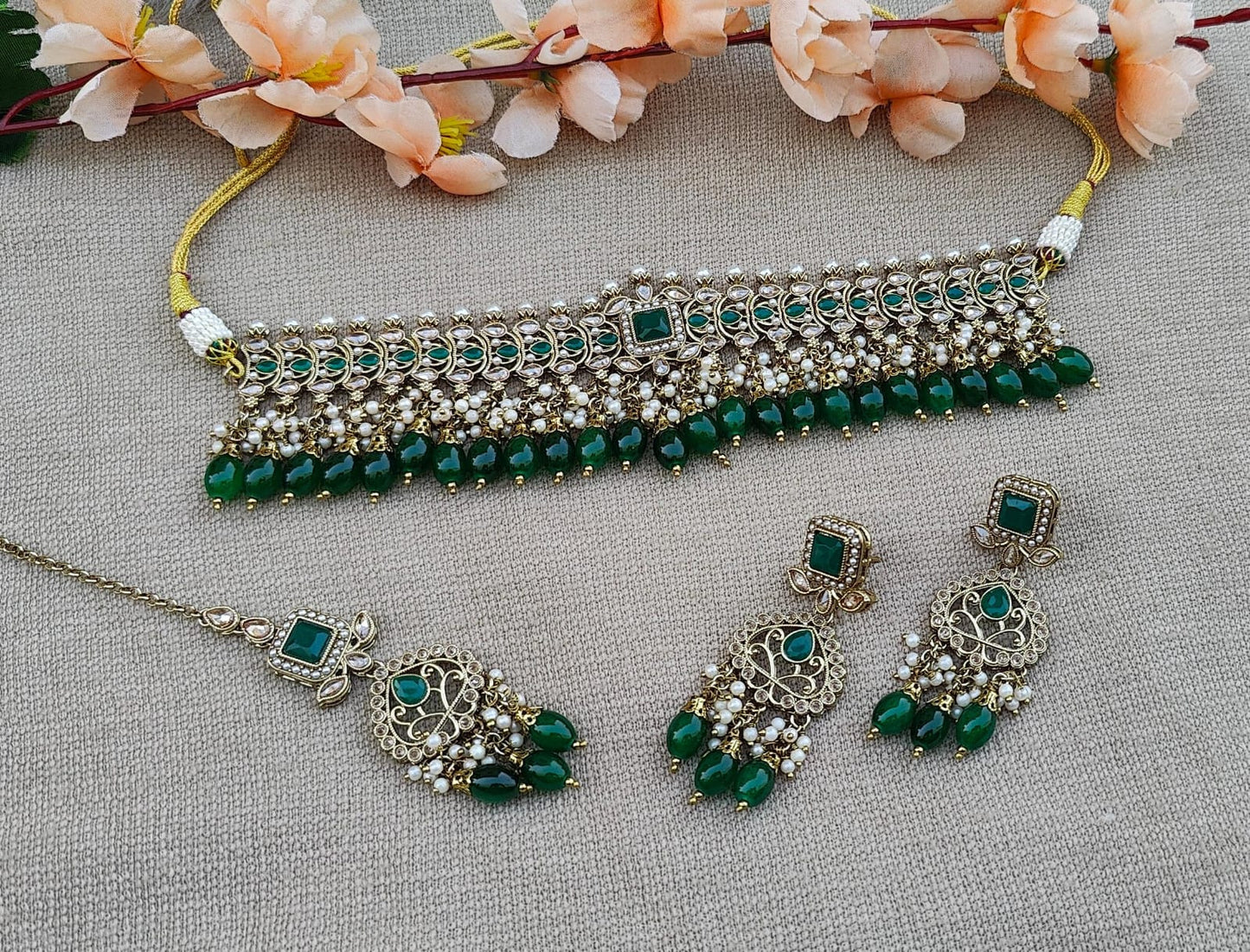 Shruti Polki Choker Set