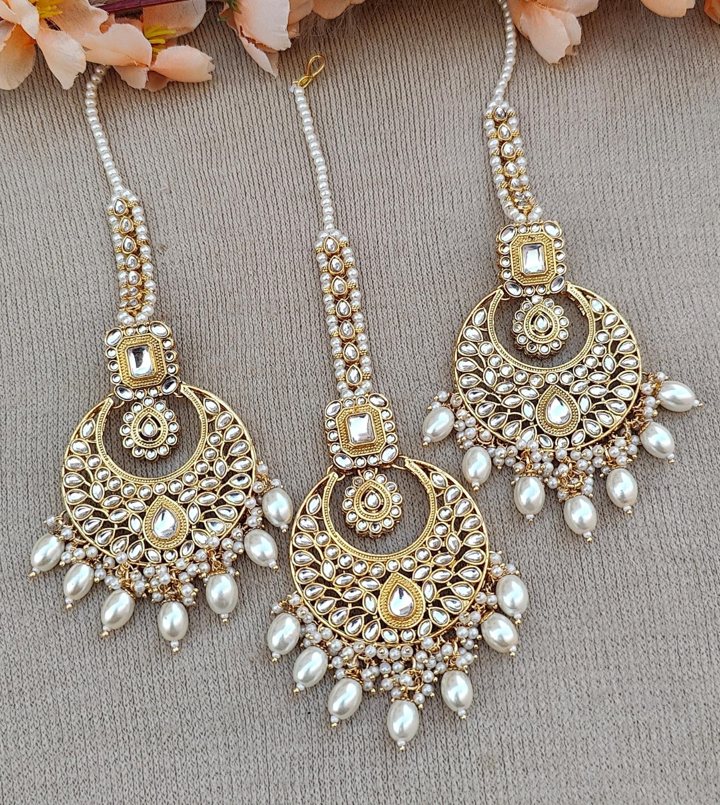 Preet Gold Kundan Earrings Tikka