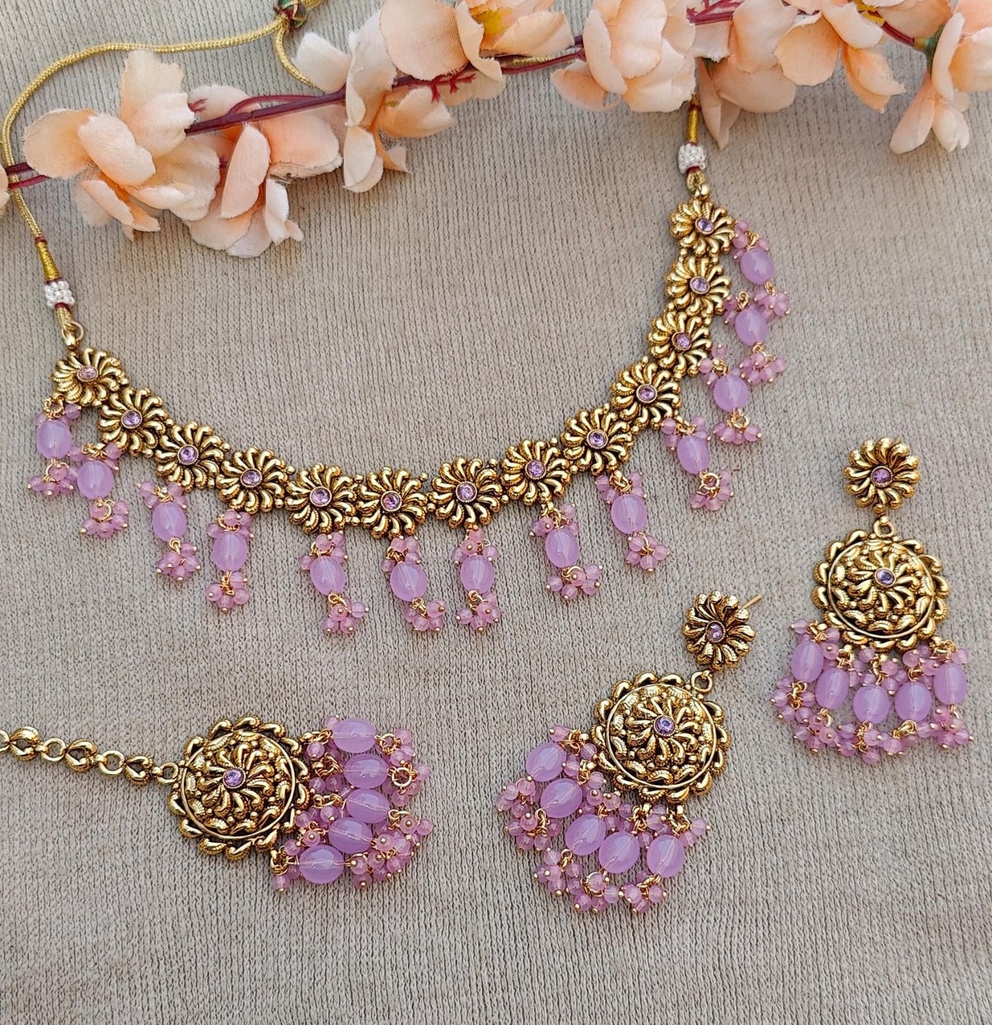 Ravneet Floral Gold Necklace Set