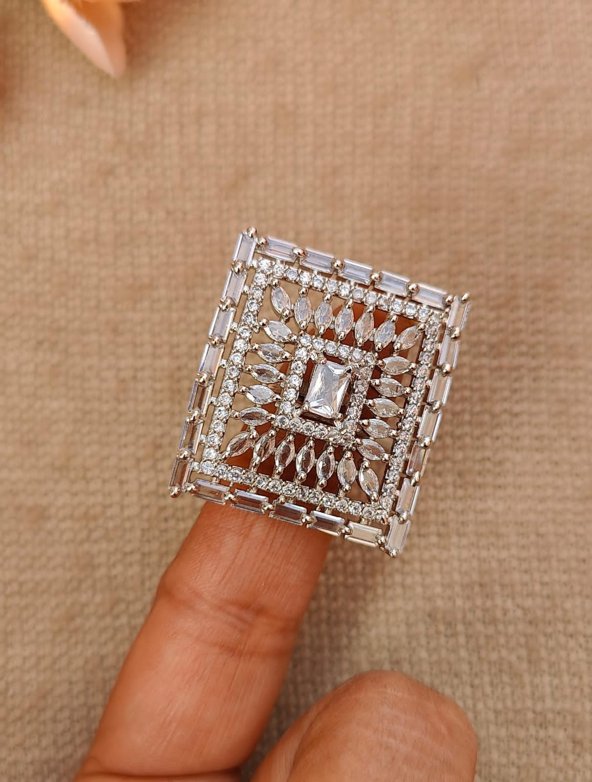 Anaira AD/CZ Finger Ring