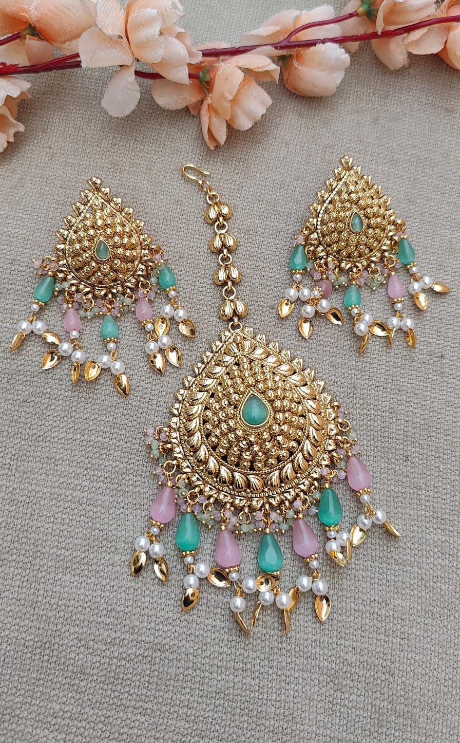 Darshika Gold Earrings Tikka