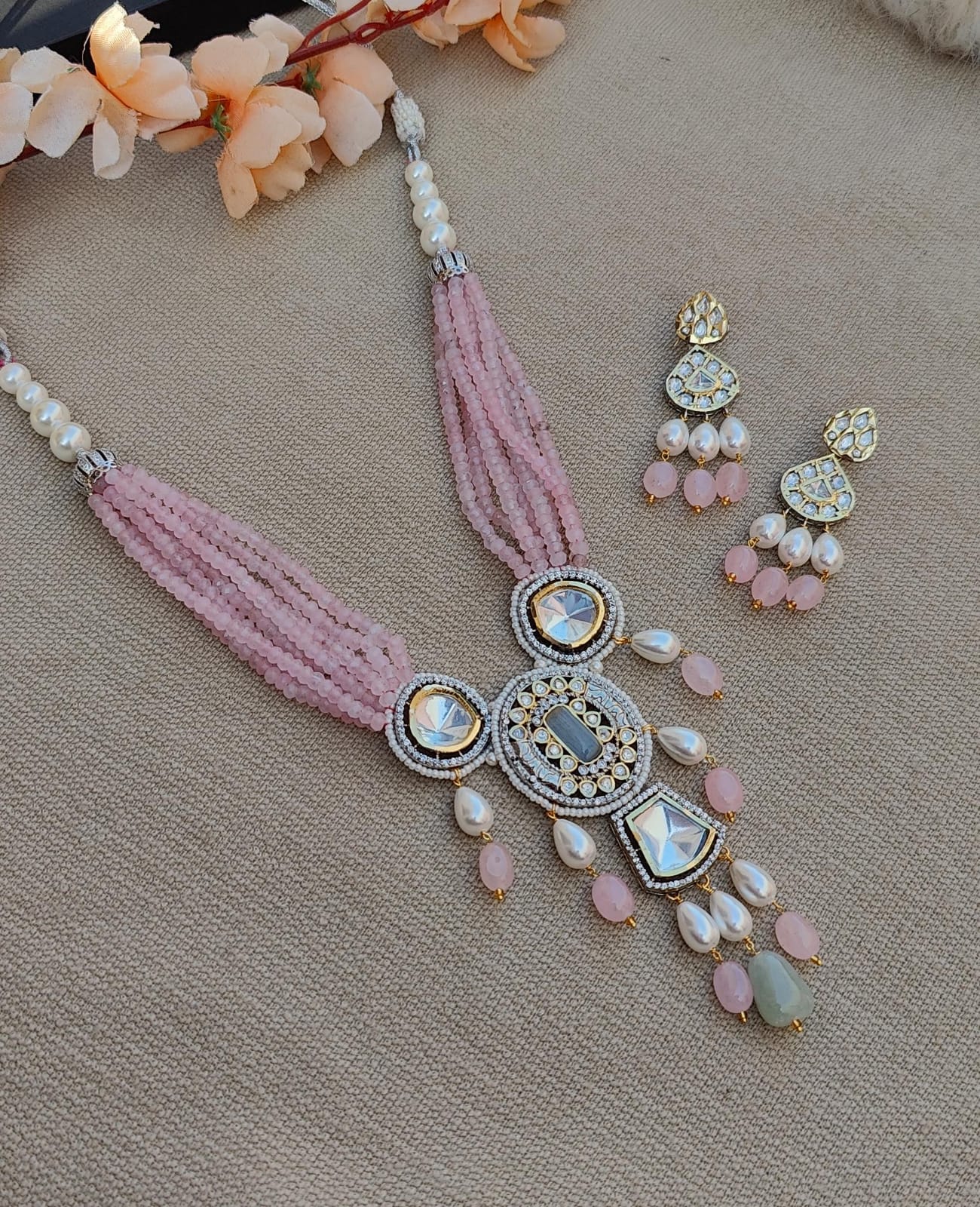 Tamanna Beaded Necklace (Pink)