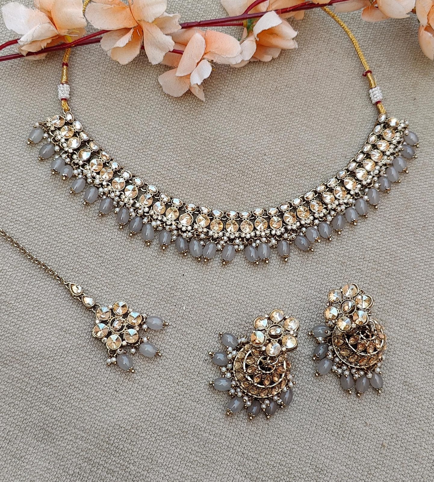 Pallavi Necklace Set