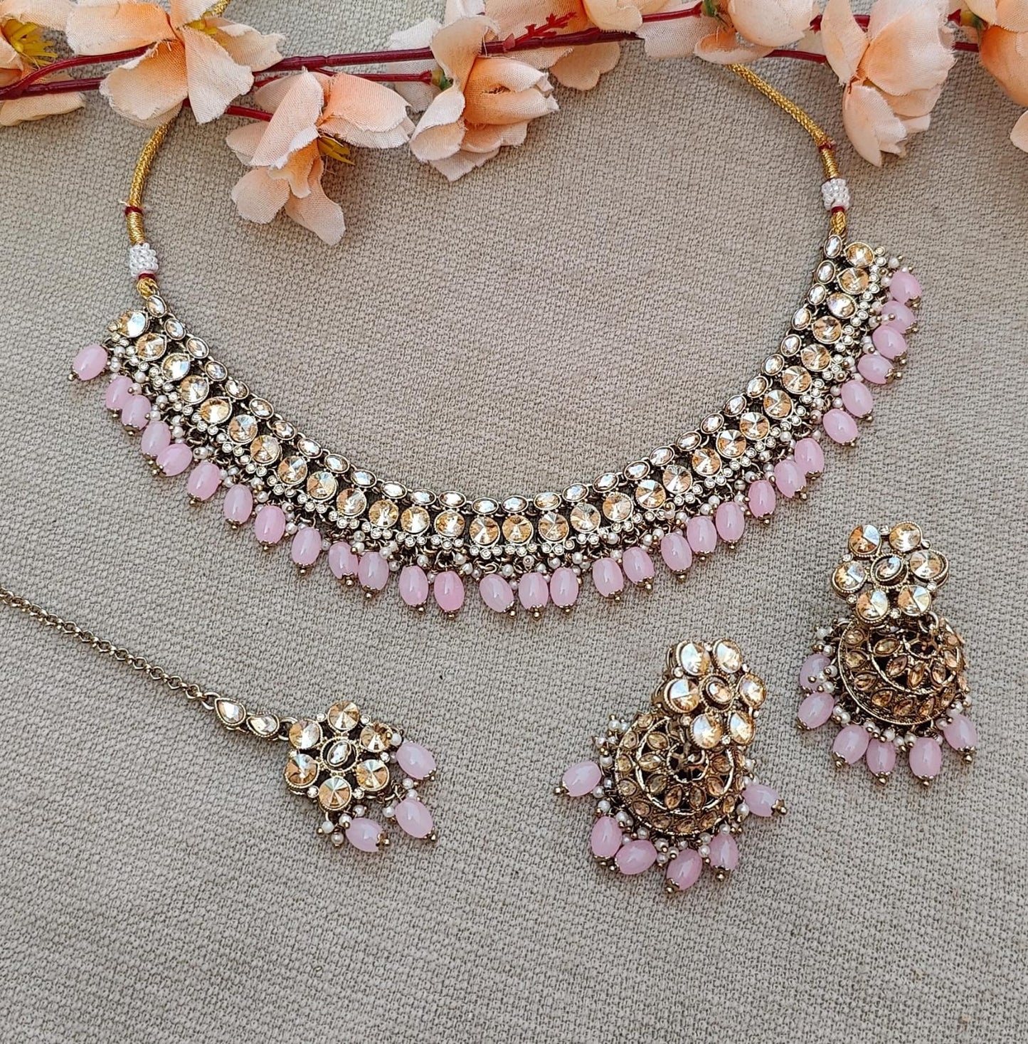 Pallavi Necklace Set