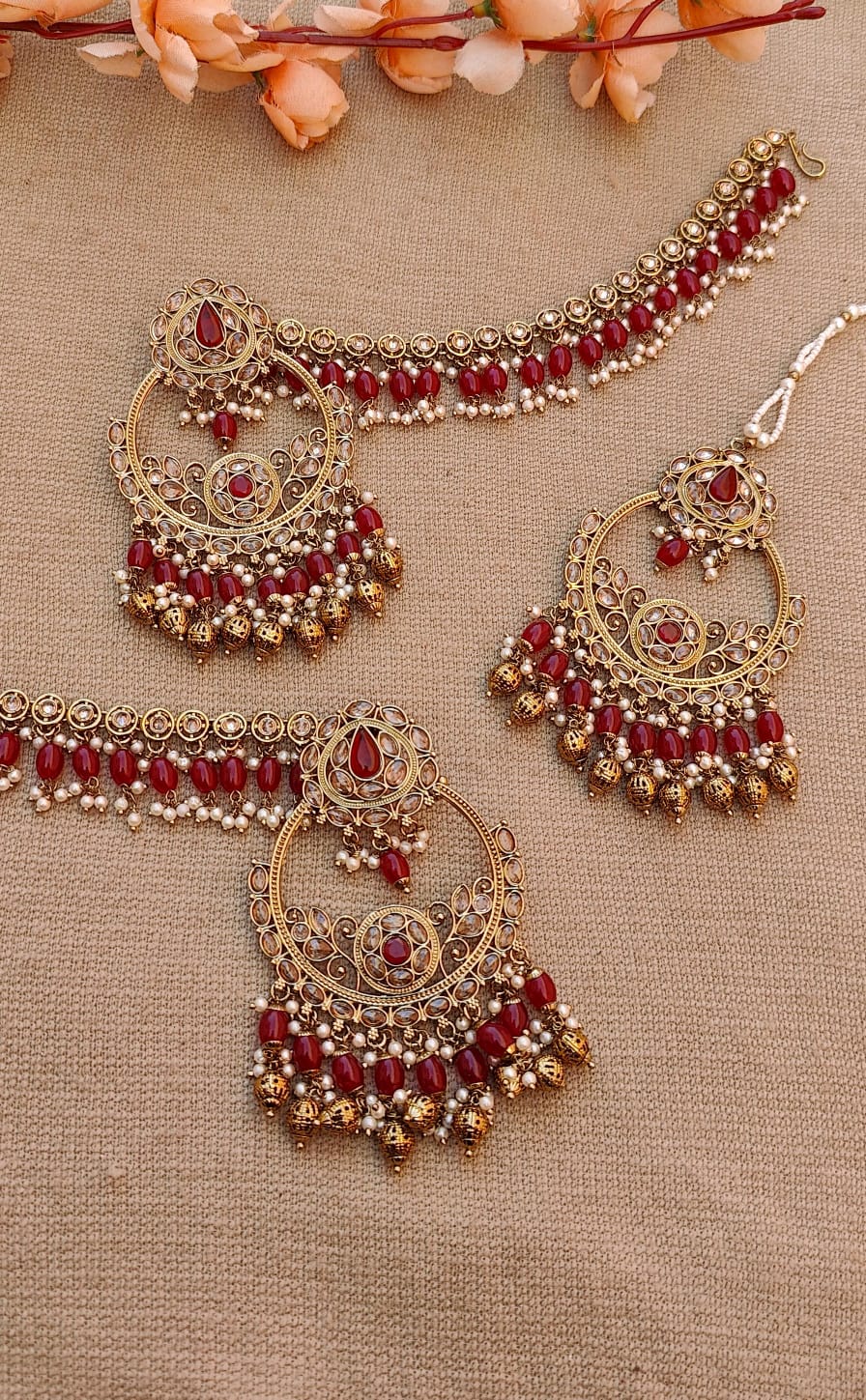 Mitali Oversized Earrings Tikka with Earchains