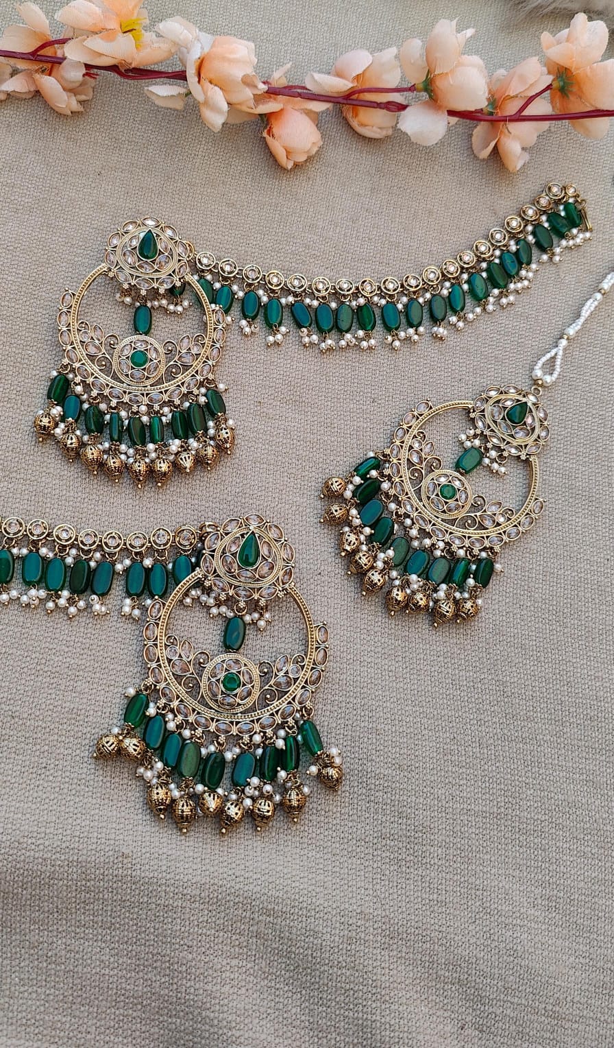 Mitali Oversized Earrings Tikka with Earchains