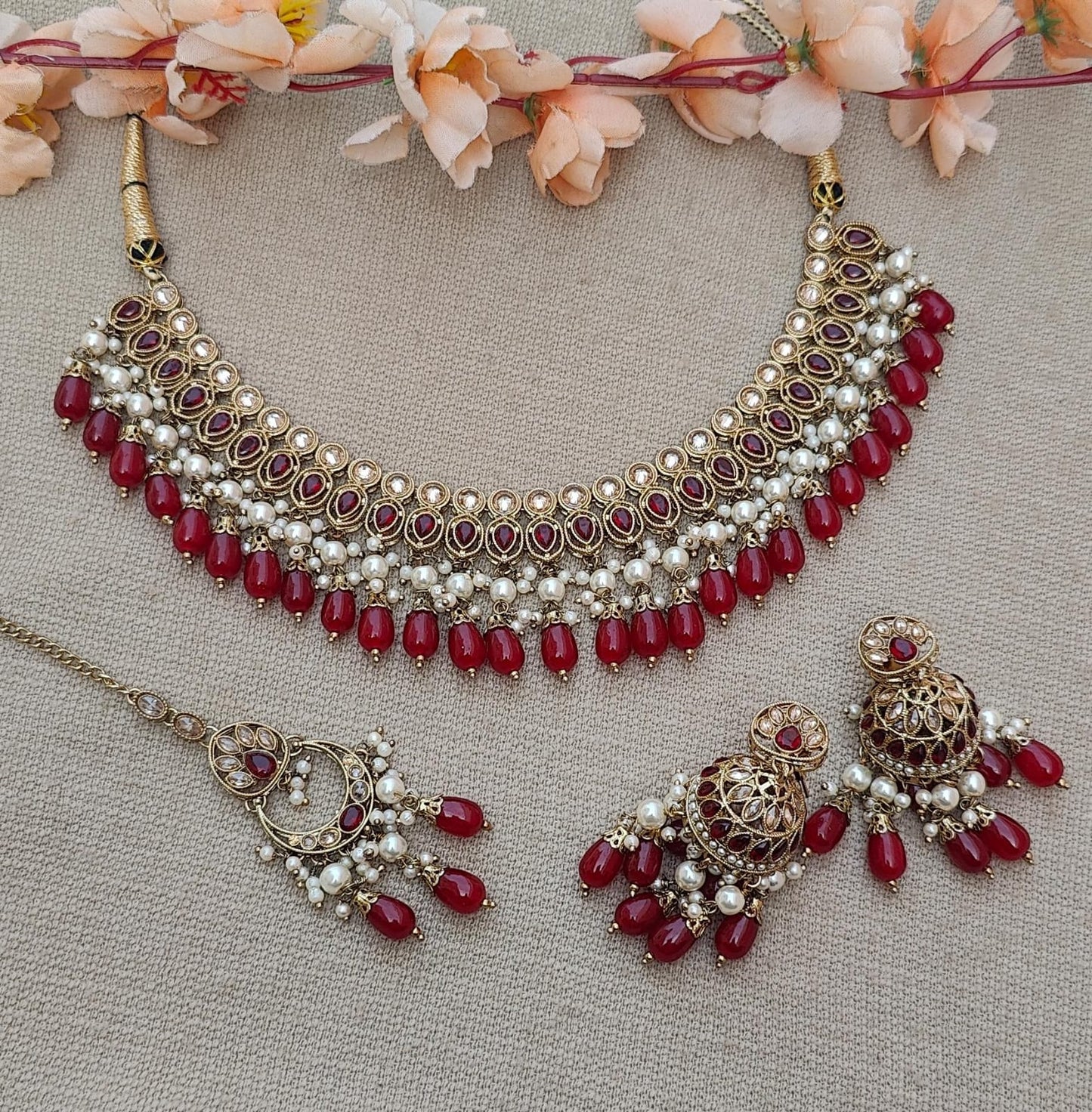 Gauri Polki Necklace Set