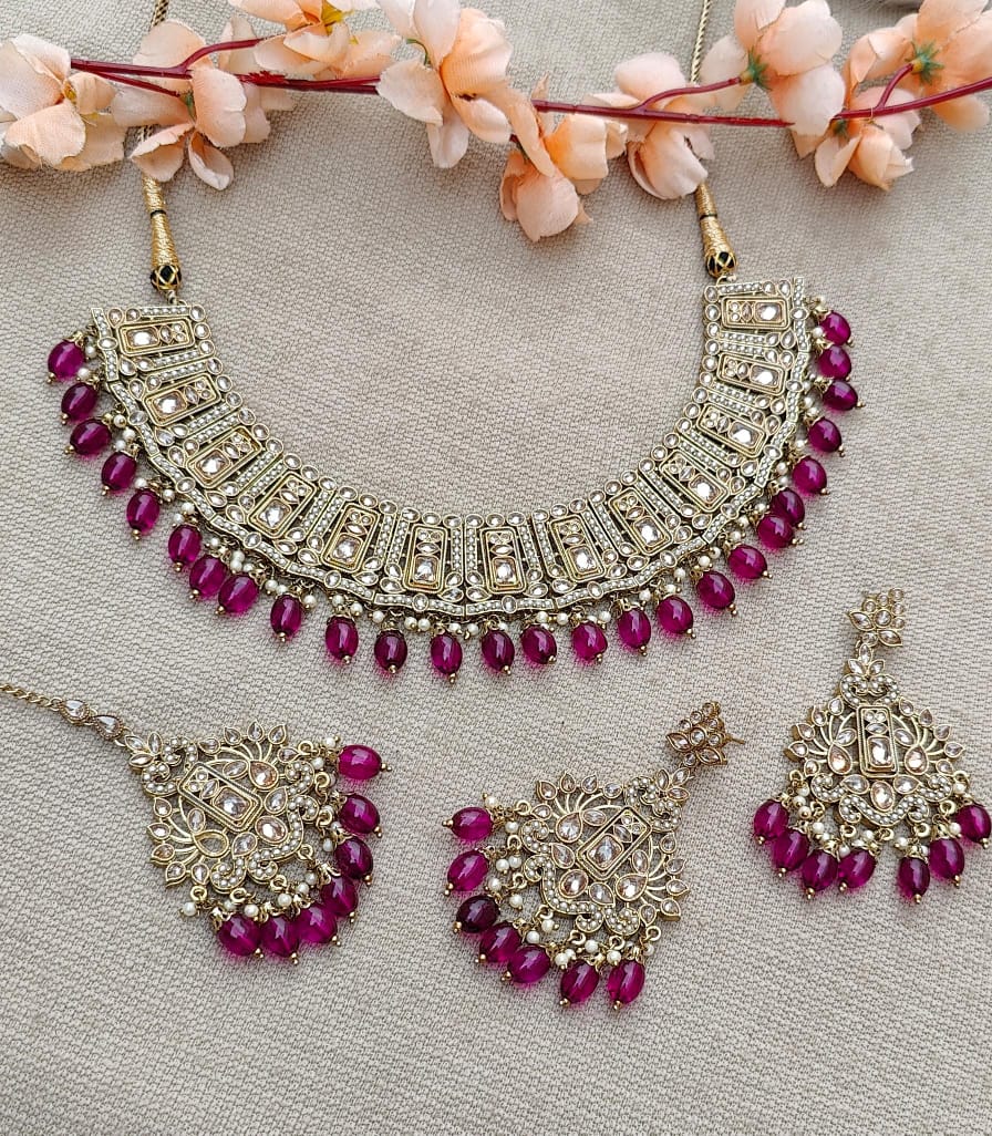 Aneesha Polki Necklace Set