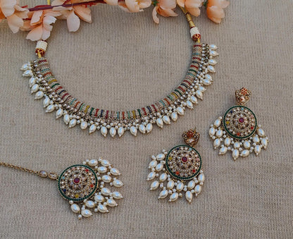 Mouni Polki Necklace Set