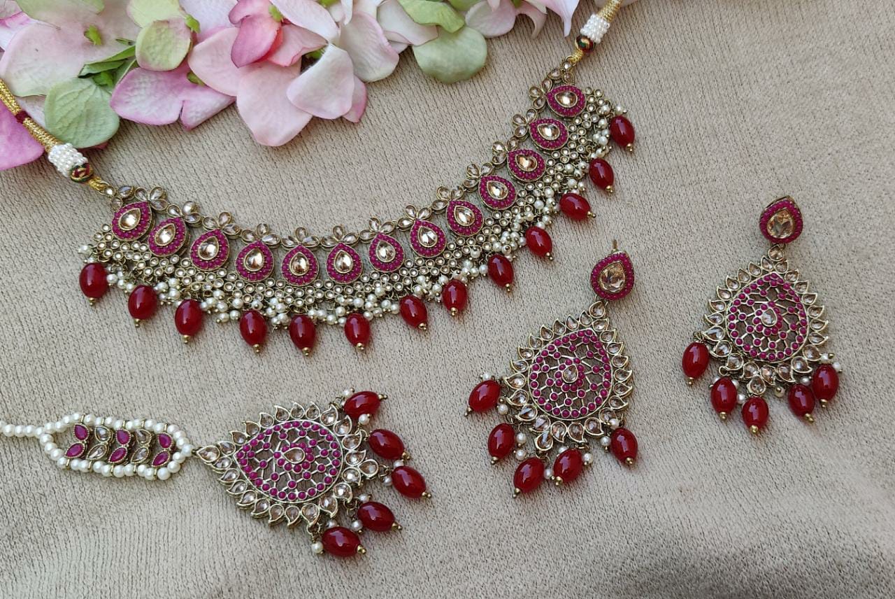 Saarvi Polki Necklace Set