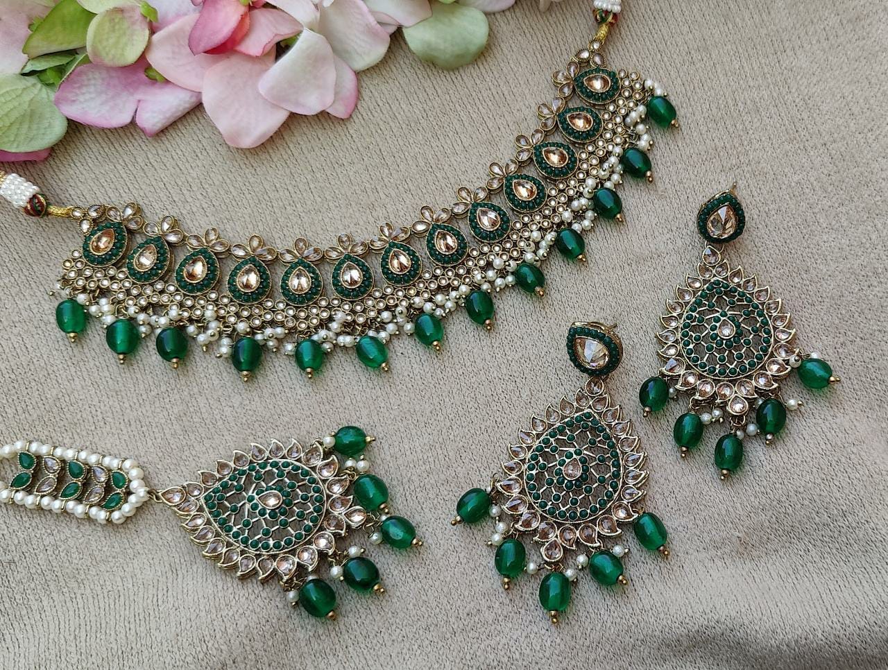 Saarvi Polki Necklace Set