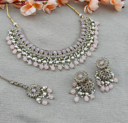 Ayushi Polki Necklace Set