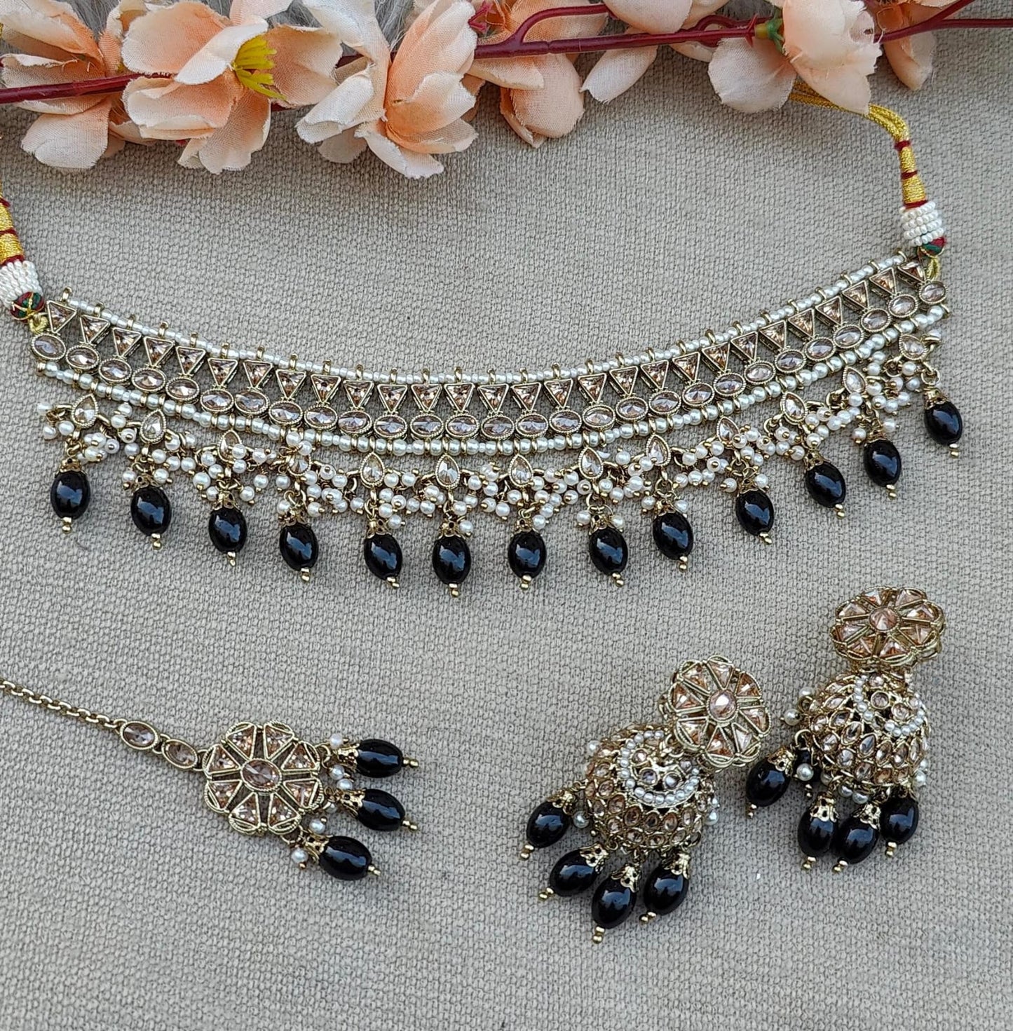 Atika Polki Choker Set