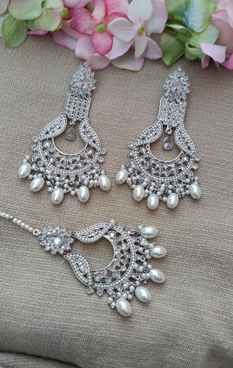 Maanvi Polki Earrings Tikka