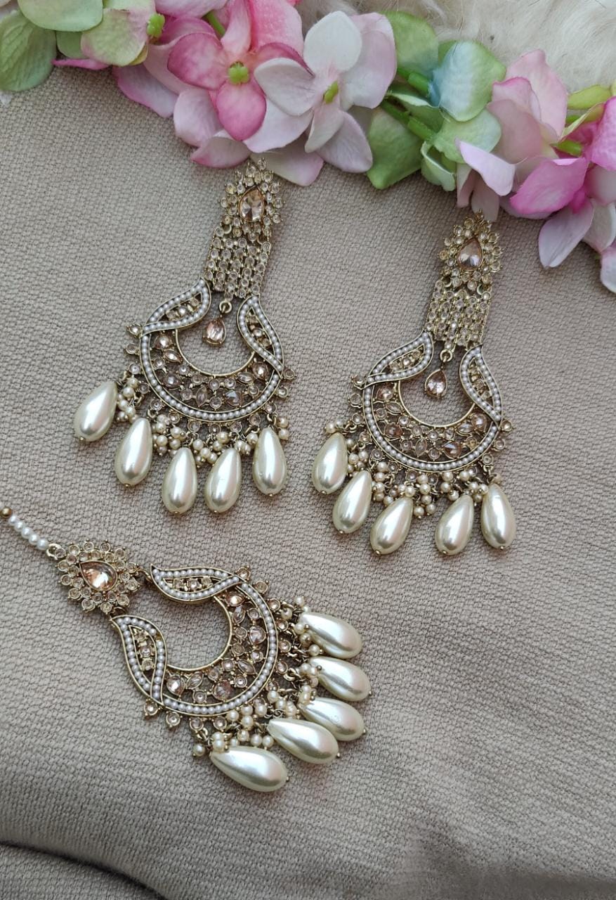 Maanvi Polki Earrings Tikka