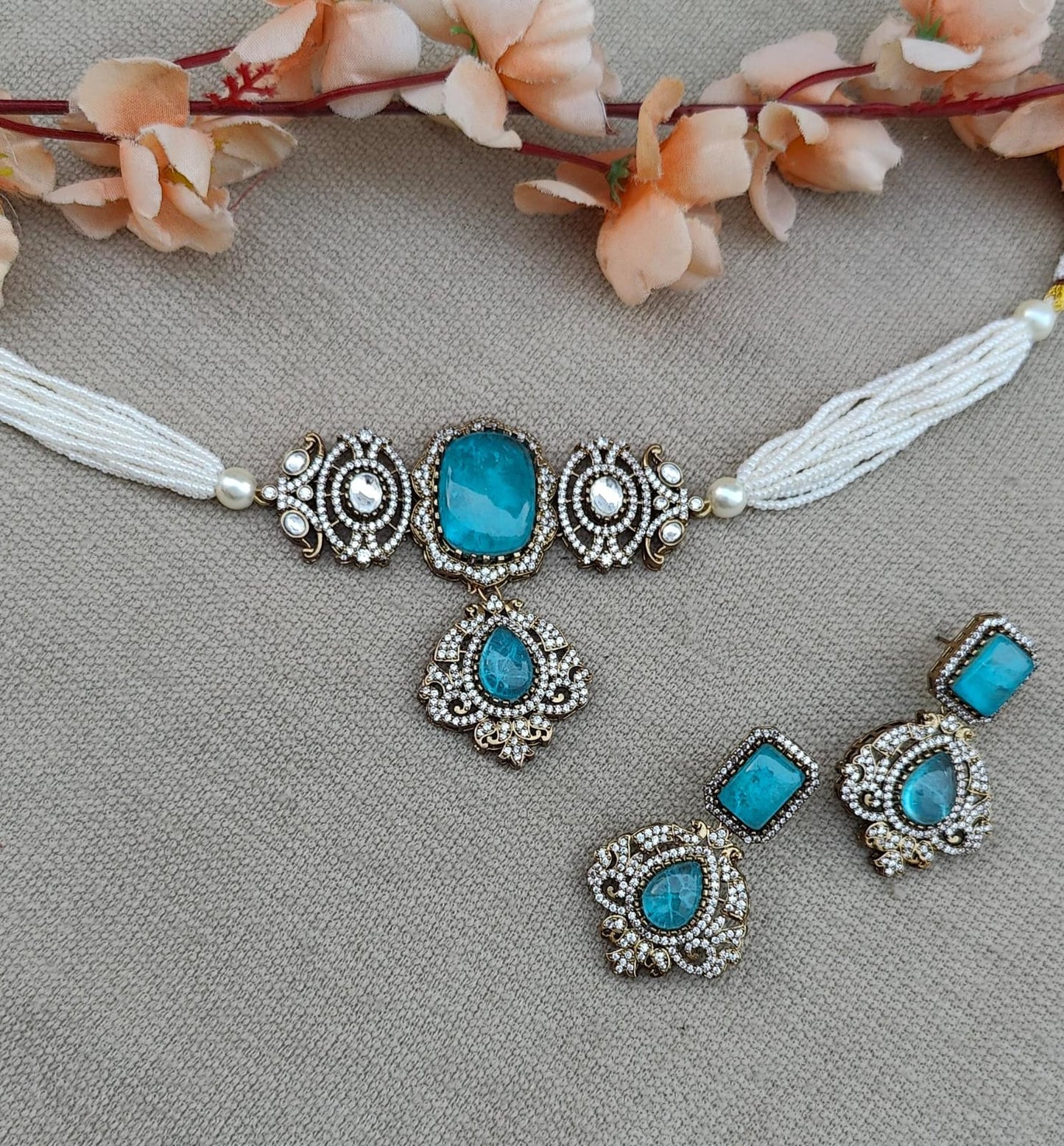 Palak Beaded Choker Set