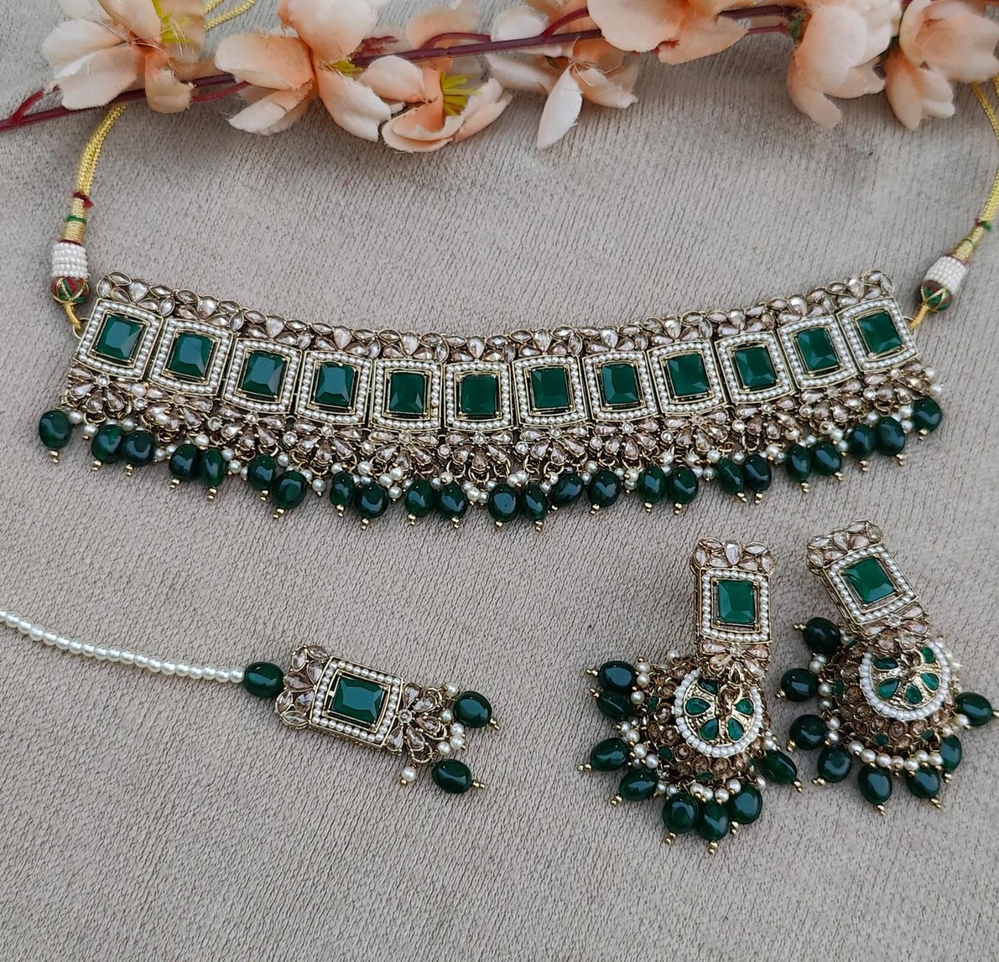 Aranya Polki Choker