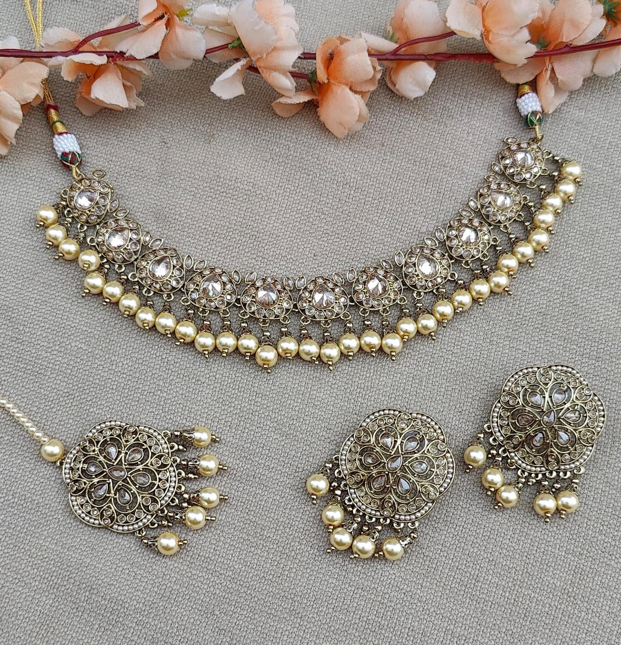 Rasika Polki Necklace Set