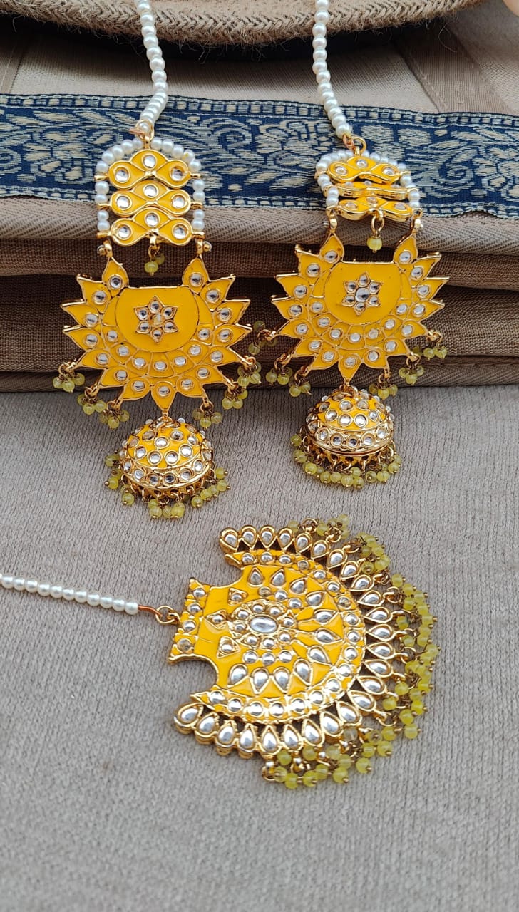 Purvika Kundan Jhumki Tikka