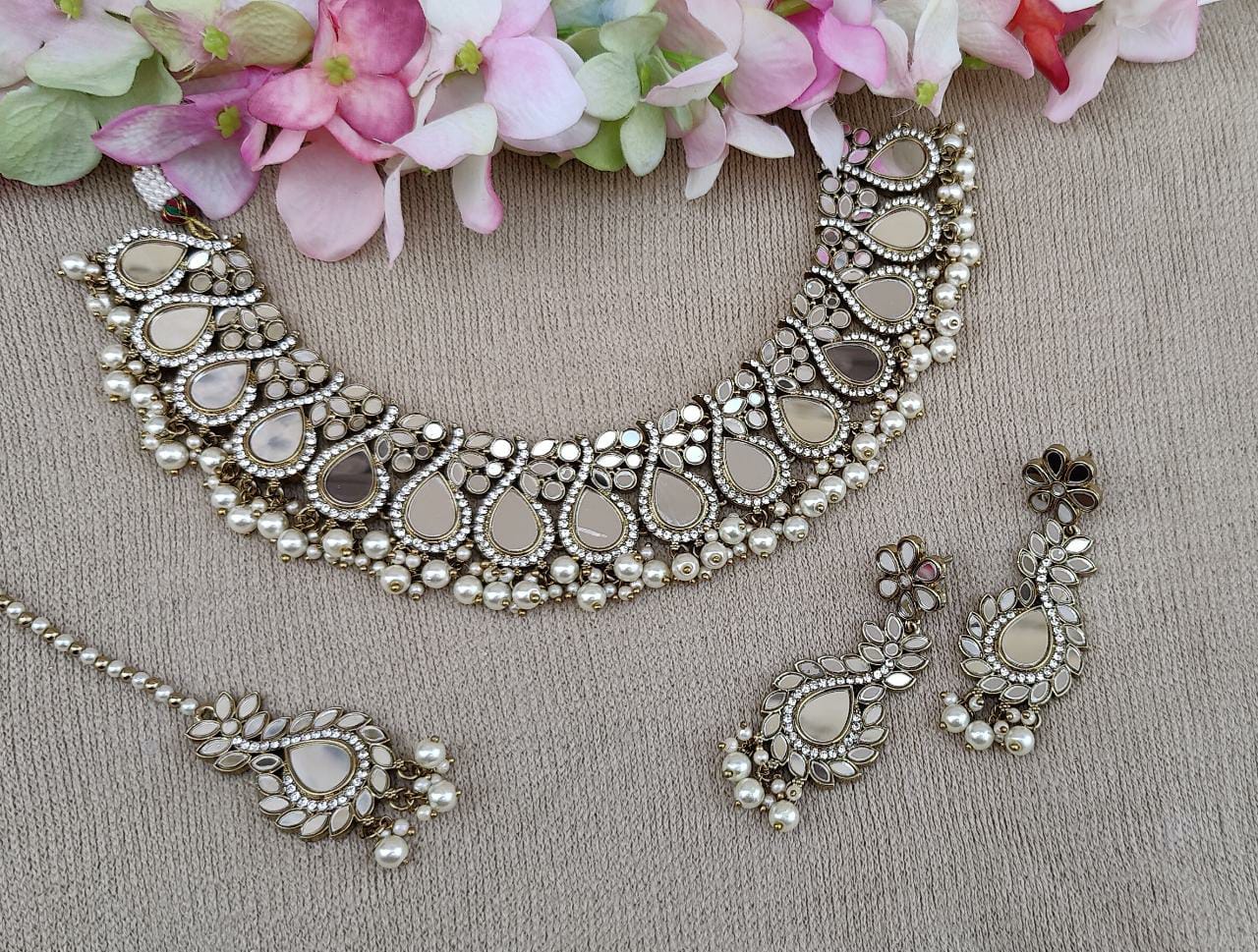 Manpriya Mirror Necklace