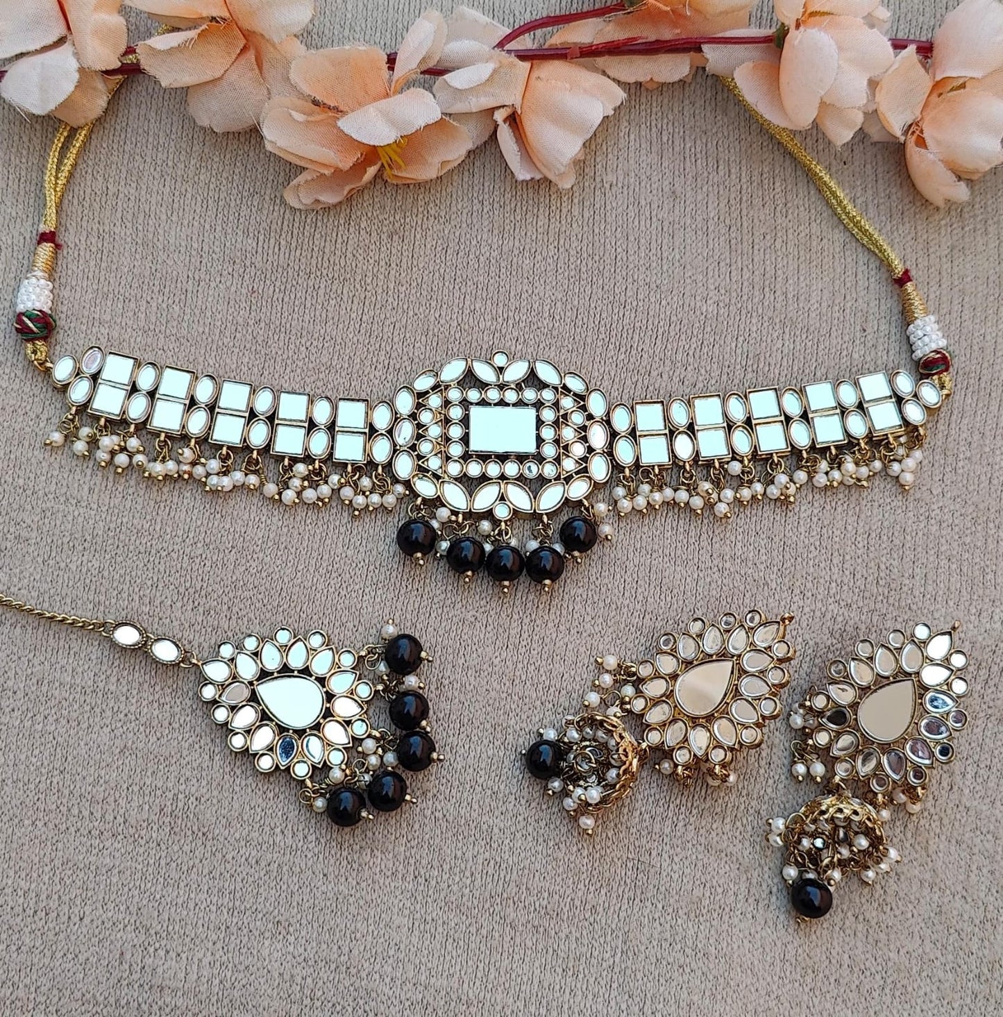 Muskaan Mirror Choker Set