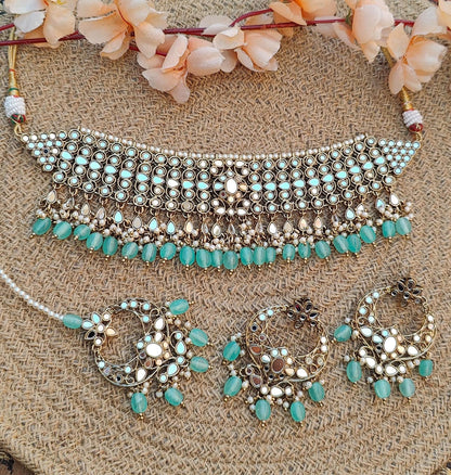 Pallavi Mirror Choker